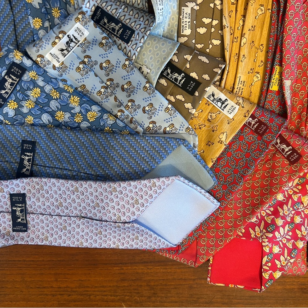 Lot of Vintage Hermès ties - Picture 2 of 2